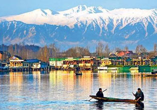 Stunning Kashmir Tour