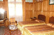 Deluxe Houseboats Srinagar