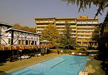 Hotel Broadway, Srinagar